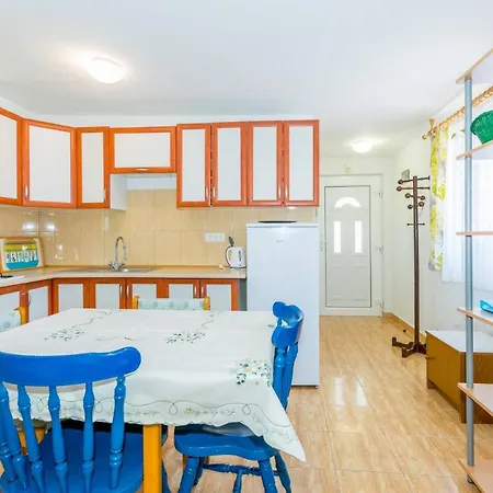 With Parking Space Premantura, Medulin - 27685 Appartement *